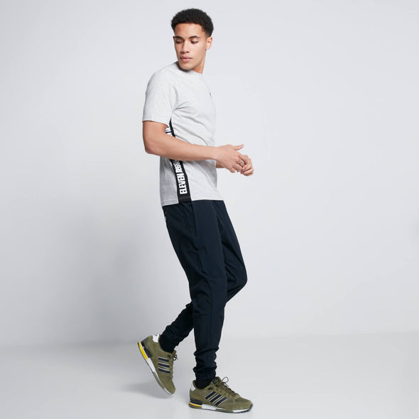 11 DEGREES TEXT PANEL CUT & SEW T-SHIRT