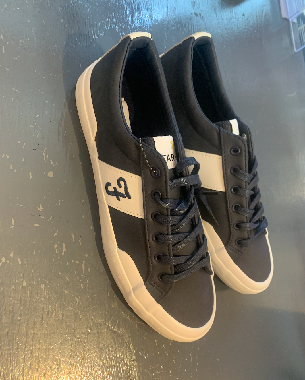 Farah online classic shoes